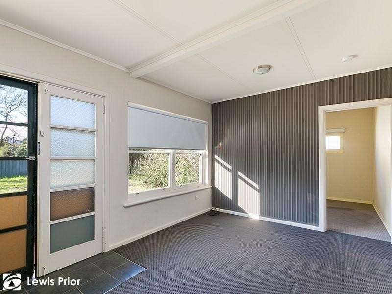 31 Sandery Avenue, Seacombe Gardens SA 5047