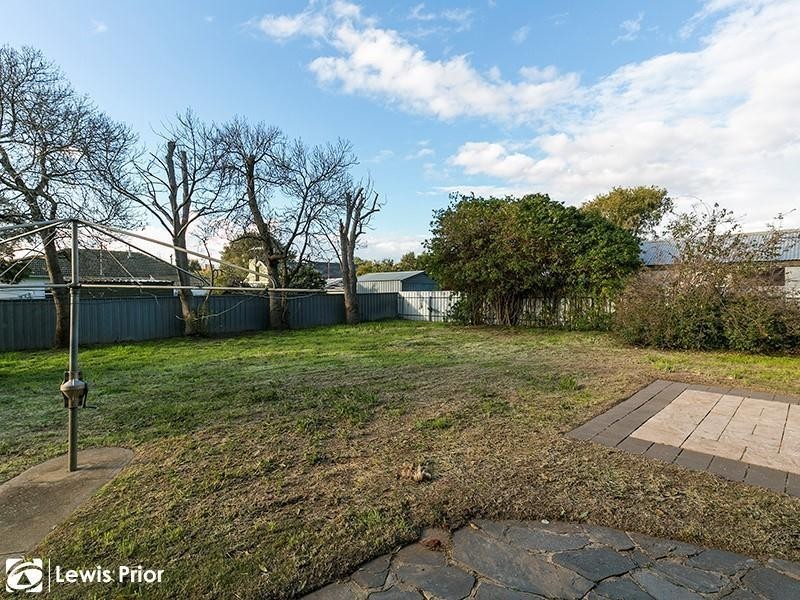 31 Sandery Avenue, Seacombe Gardens SA 5047