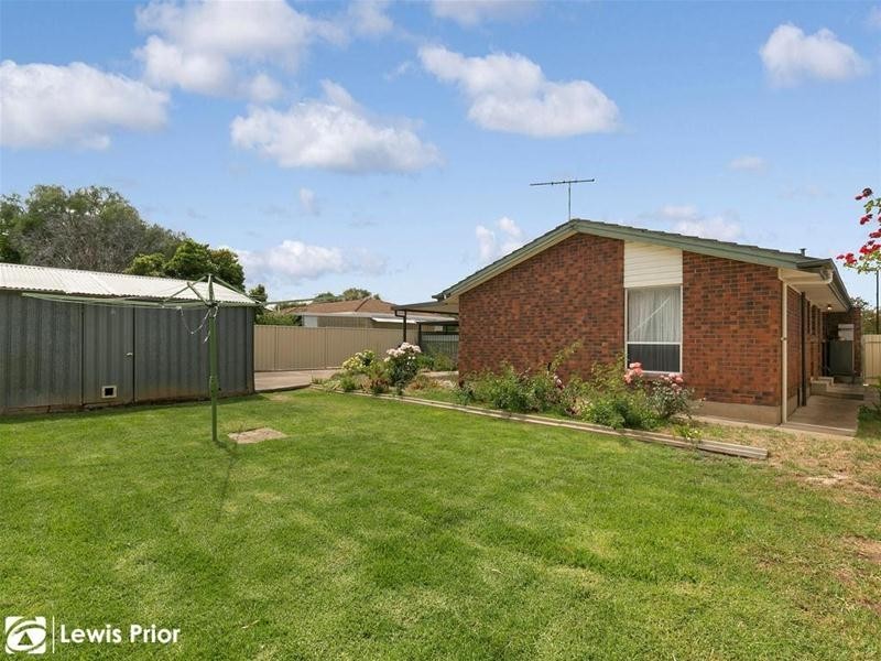13 Jenner Street, Morphett Vale SA 5162