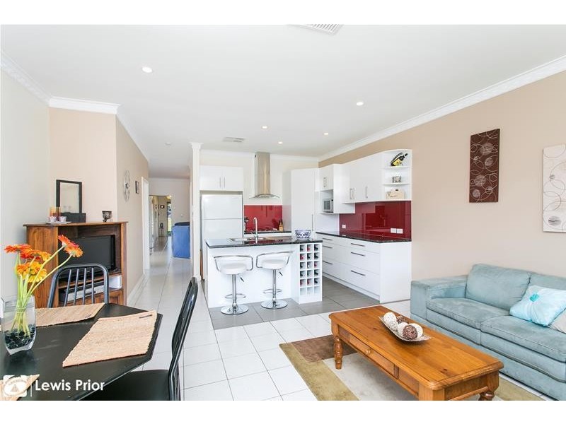 21B Caswell Drive, Hallett Cove SA 5158