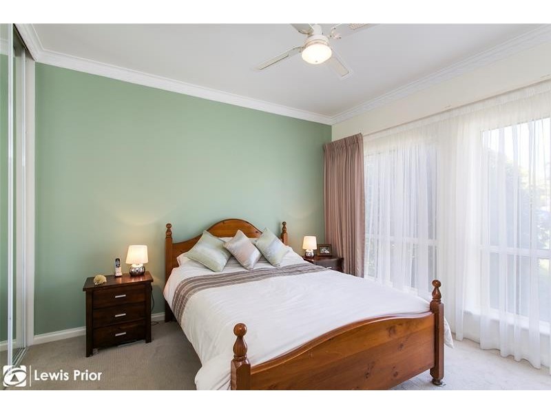 21B Caswell Drive, Hallett Cove SA 5158