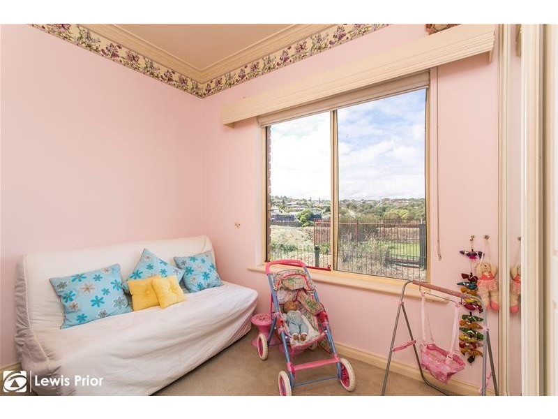 21B Caswell Drive, Hallett Cove SA 5158