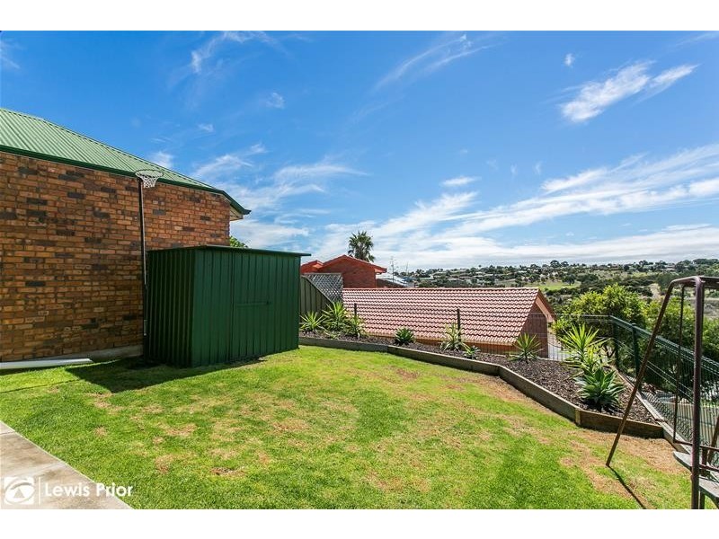 21B Caswell Drive, Hallett Cove SA 5158