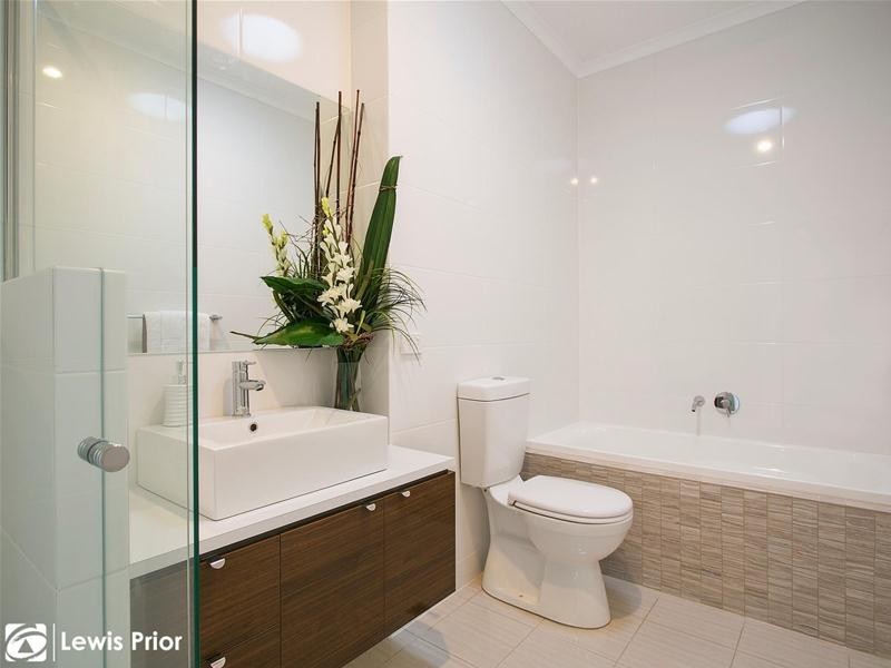 15 Sixth Avenue, Warradale SA 5046