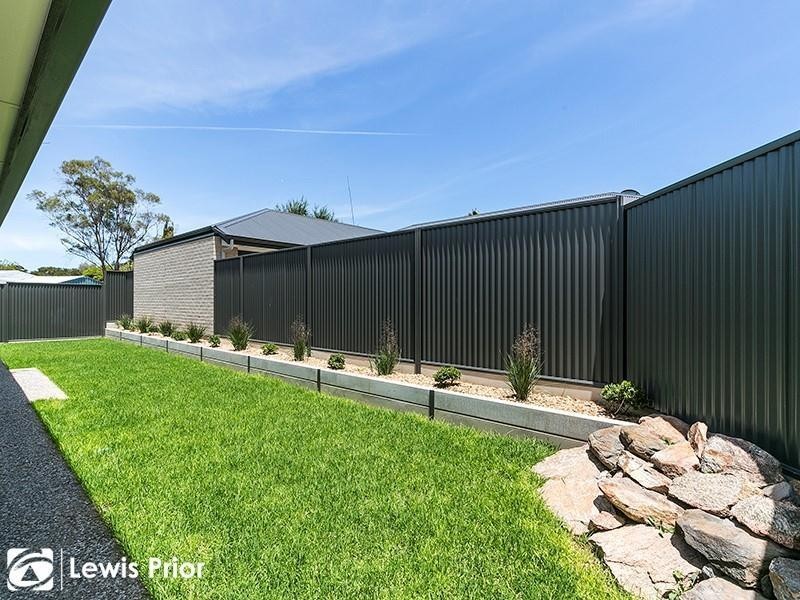 18 Kantalpa Grove, Morphett Vale SA 5162