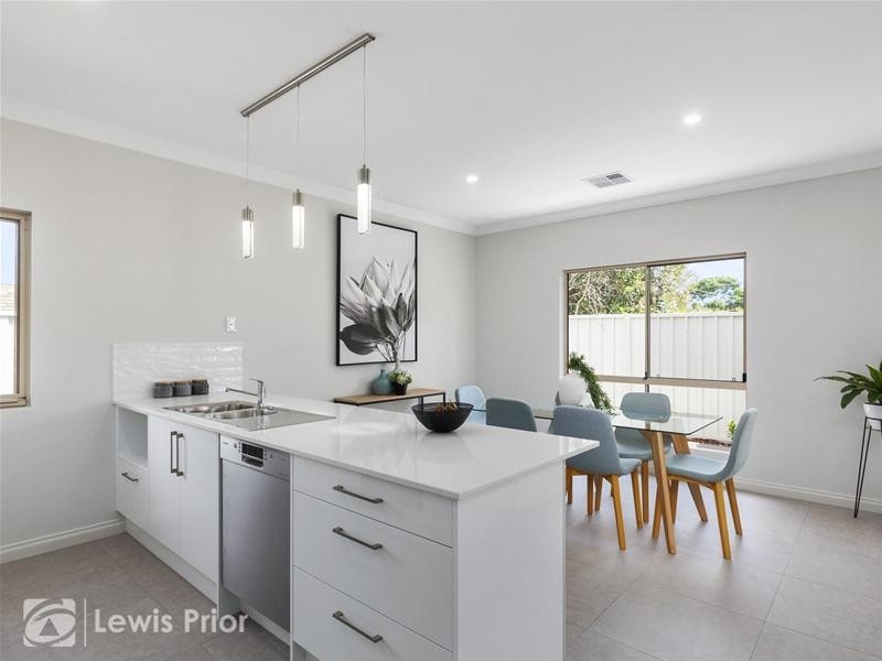 8 8a & 8b Crown Street, Dover Gardens SA 5048