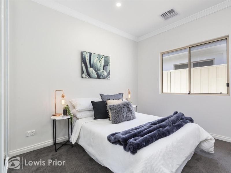 8 8a & 8b Crown Street, Dover Gardens SA 5048