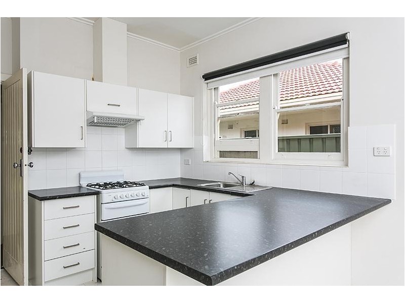 8 Lewis Street, Brighton SA 5048