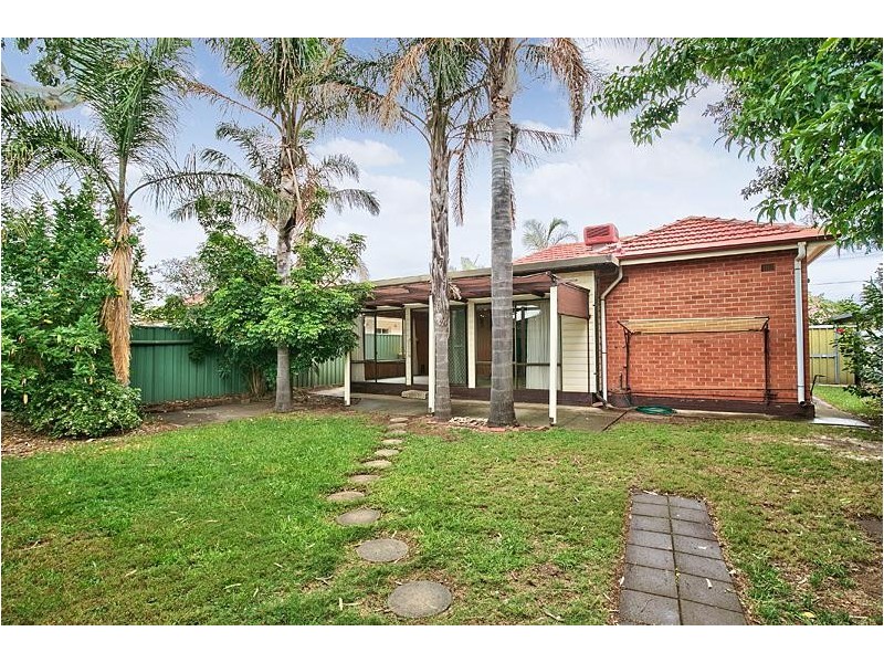 8 Lewis Street, Brighton SA 5048