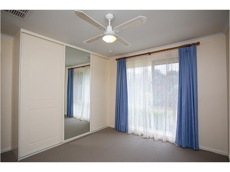 1 Glenhuntly Drive, Flagstaff Hill SA 5159