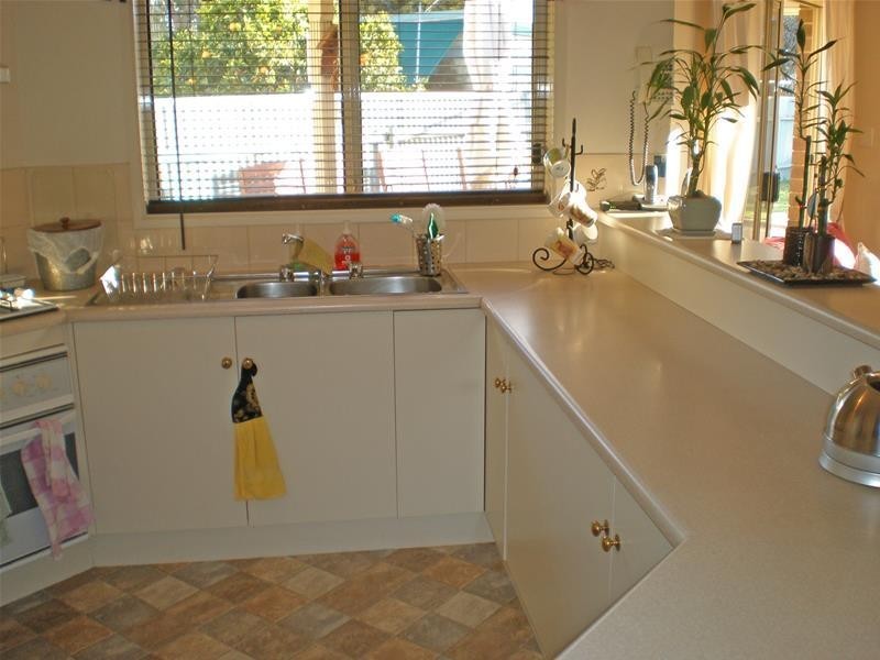 16A Glamis Avenue, Seacombe Gardens SA 5047