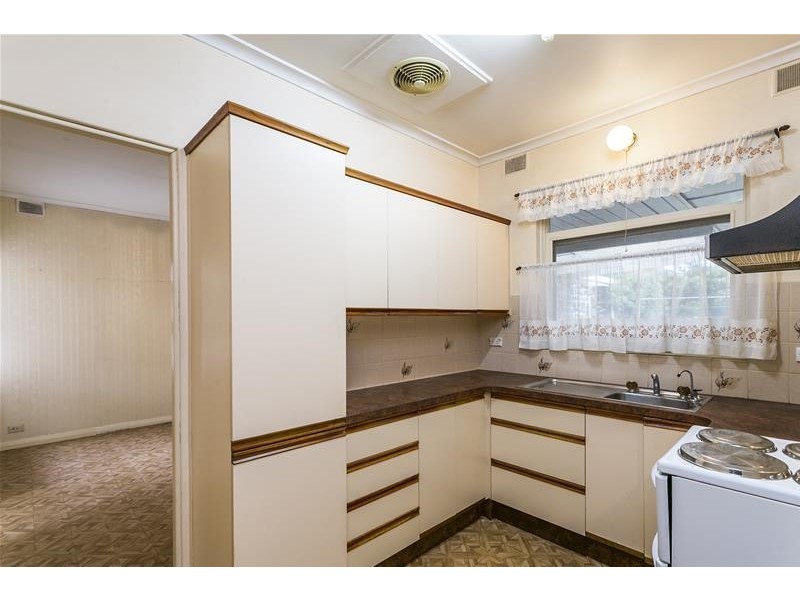 33 Folkestone Road, South Brighton SA 5048