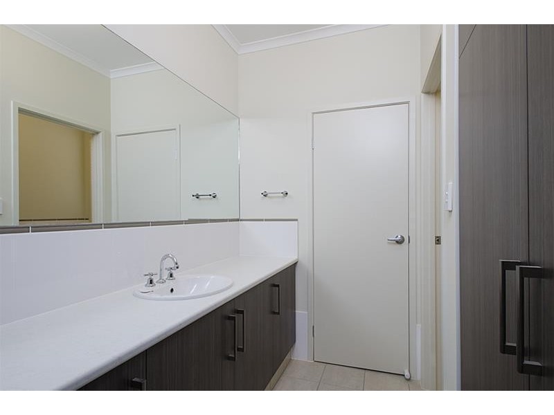 24 Pemberton Street, Oaklands Park SA 5046