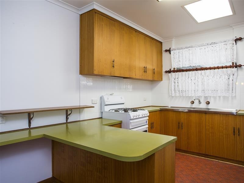 18 Graham Road, Darlington SA 5047