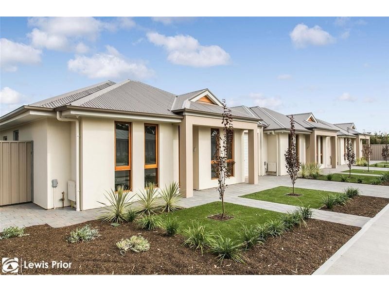 14 Sixth Avenue, Warradale SA 5046