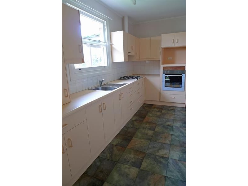 4 Greenock Drive, Sturt SA 5047