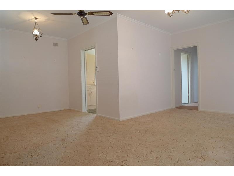 4 Greenock Drive, Sturt SA 5047