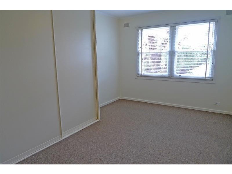 4 Greenock Drive, Sturt SA 5047