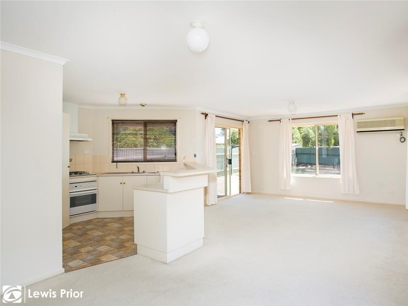 16A Glamis Avenue, Seacombe Gardens SA 5047