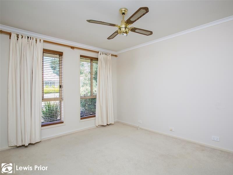 16A Glamis Avenue, Seacombe Gardens SA 5047