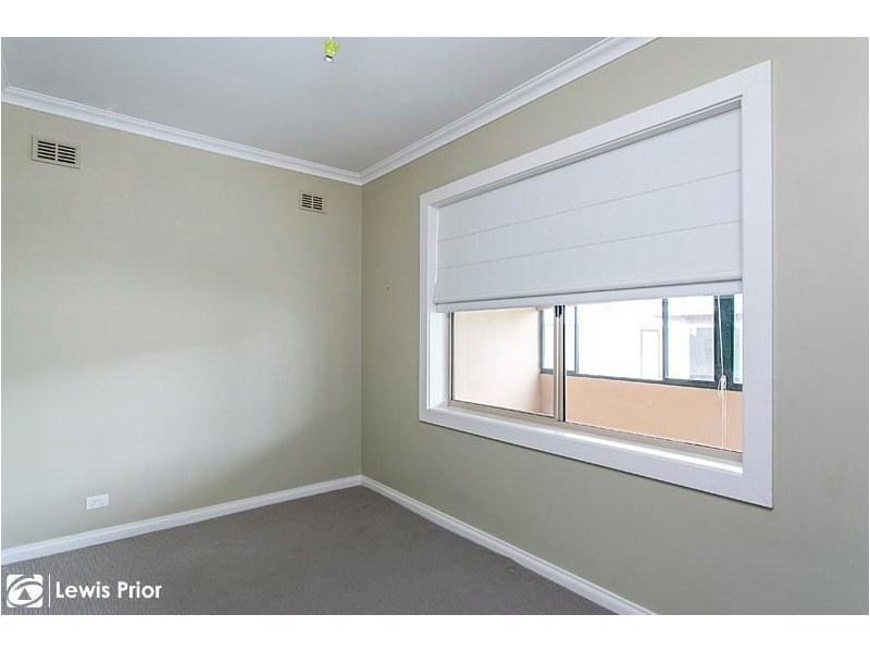 9 Kent Avenue, Seacombe Gardens SA 5047