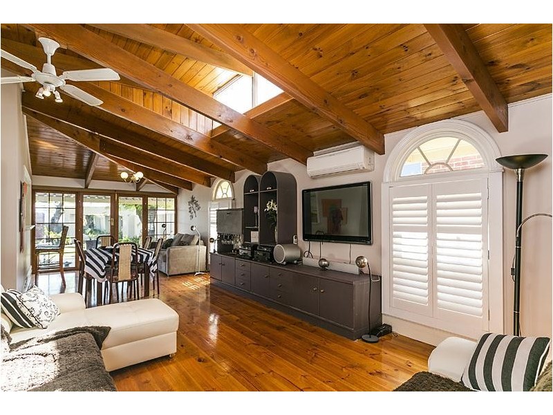 9 Mersey Street, Glandore SA 5037