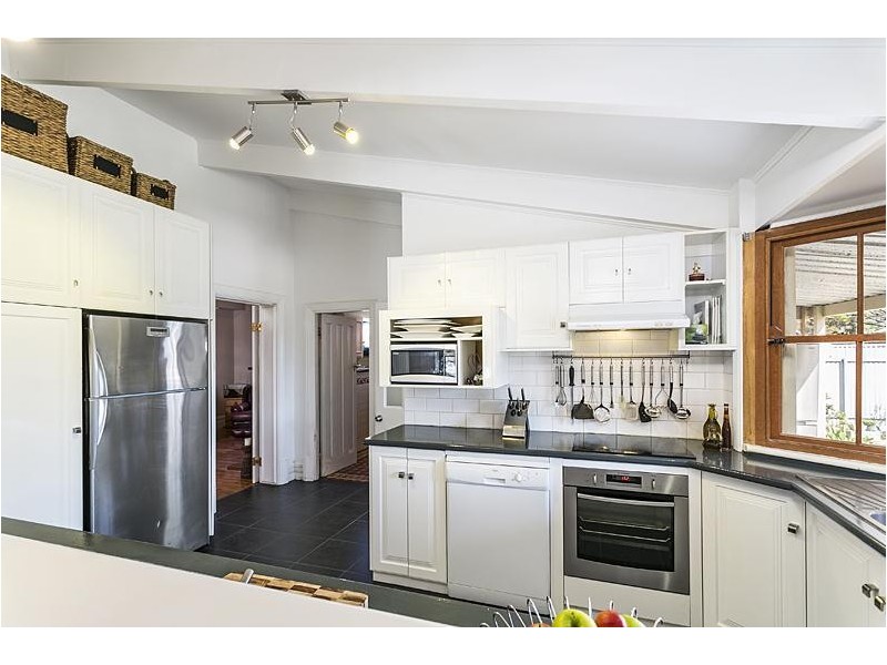 9 Mersey Street, Glandore SA 5037