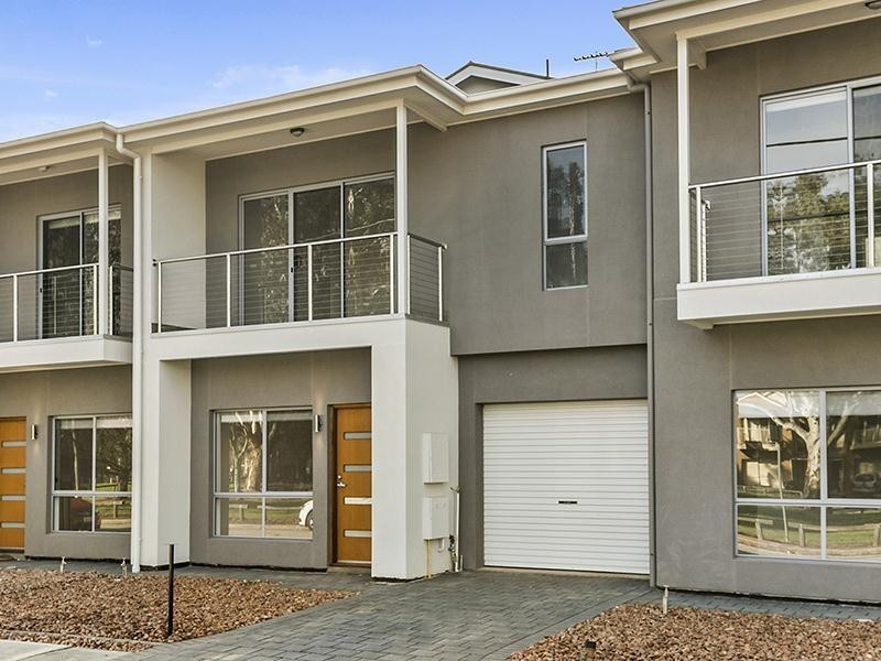 7a Sutherland Street, Park Holme SA 5043