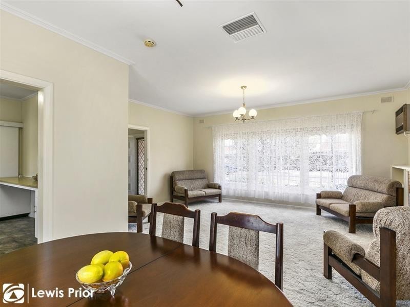 107 Sunshine Avenue, Hove SA 5048