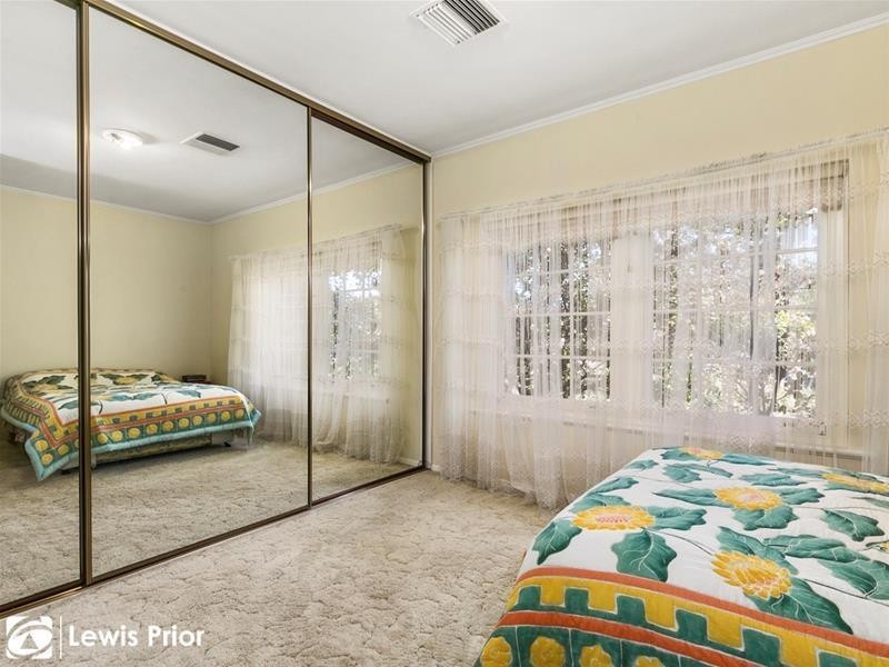 107 Sunshine Avenue, Hove SA 5048