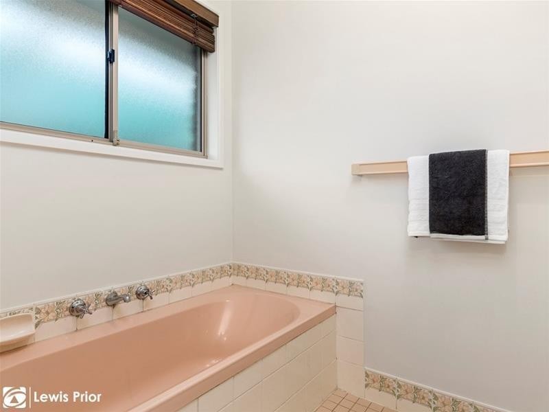 50 Edward Beck Drive, Sheidow Park SA 5158