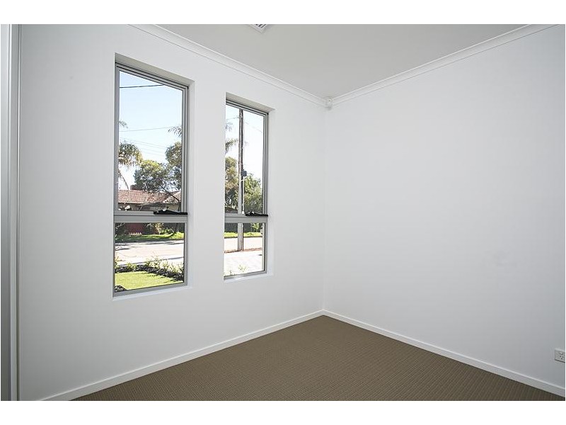 15 Sixth Avenue, Warradale SA 5046