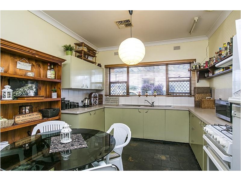 18 Wolseley Terrace, Ascot Park SA 5043