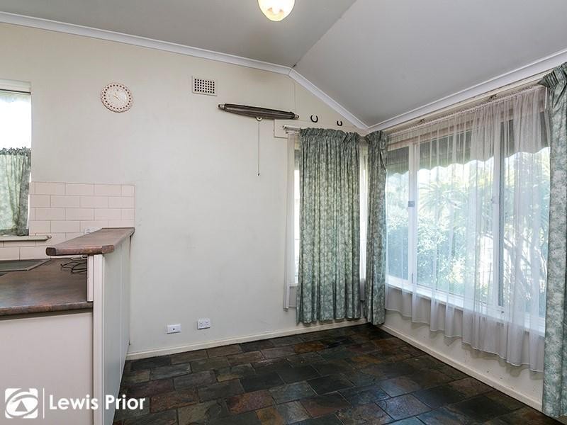 22 Crozier Terrace, Oaklands Park SA 5046