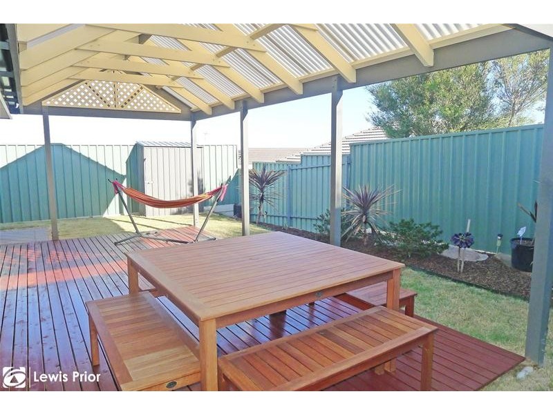 6 Bradbury Court, Hallett Cove SA 5158