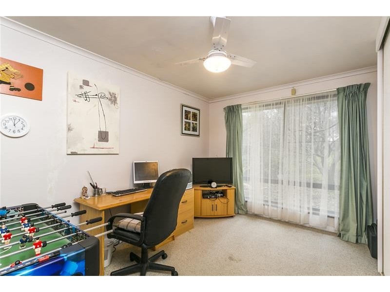 5 Oakridge Close, Aberfoyle Park SA 5159