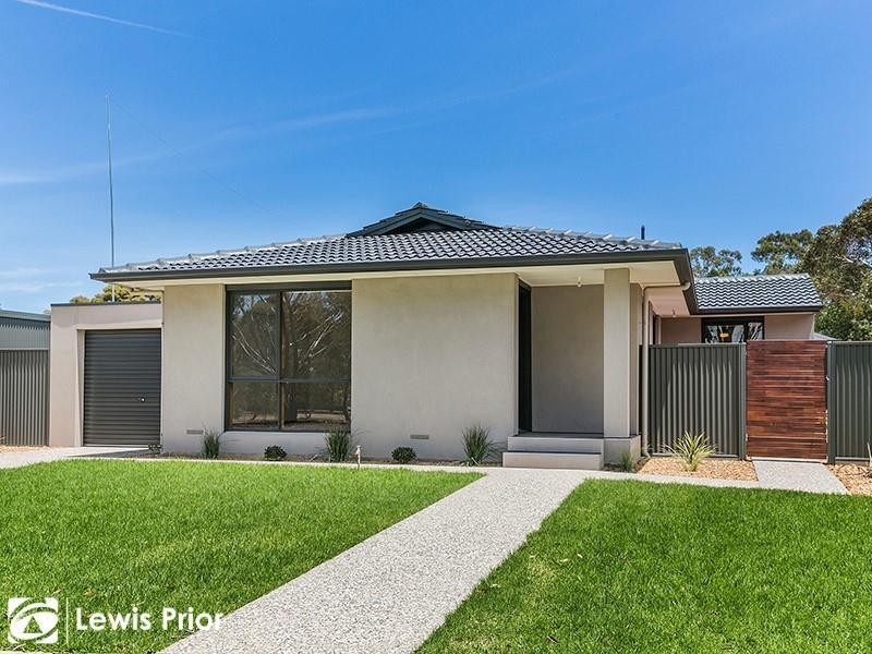 18 Kantalpa Grove, Morphett Vale SA 5162