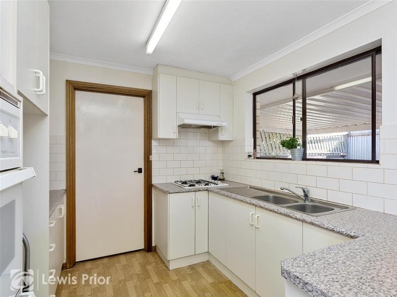 6 Wark Court, Morphett Vale SA 5162