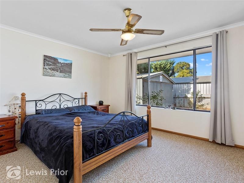 6 Wark Court, Morphett Vale SA 5162