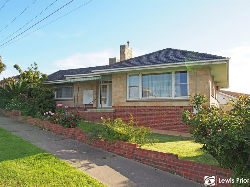26 Grace Road, Darlington SA 5047