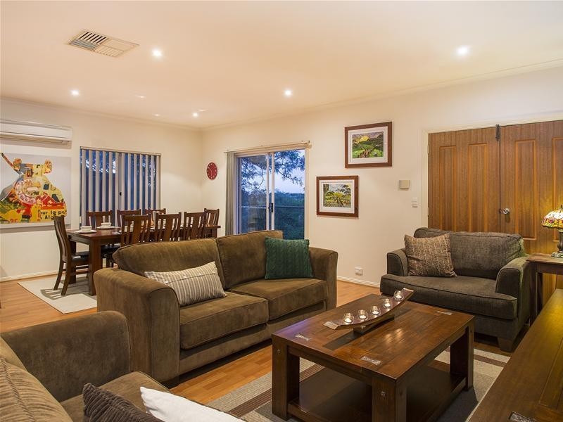 16 Wayne Avenue, Darlington SA 5047