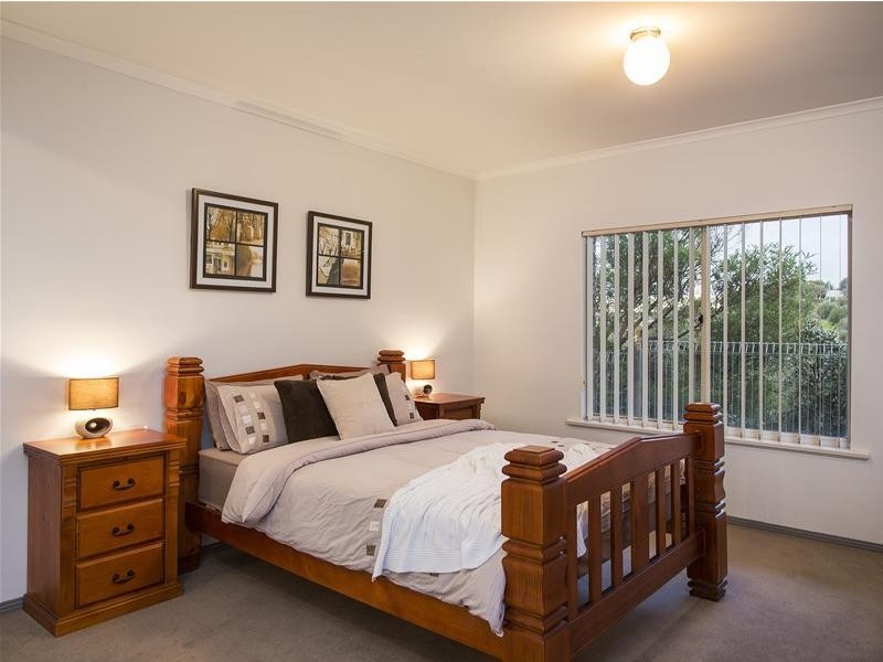 16 Wayne Avenue, Darlington SA 5047