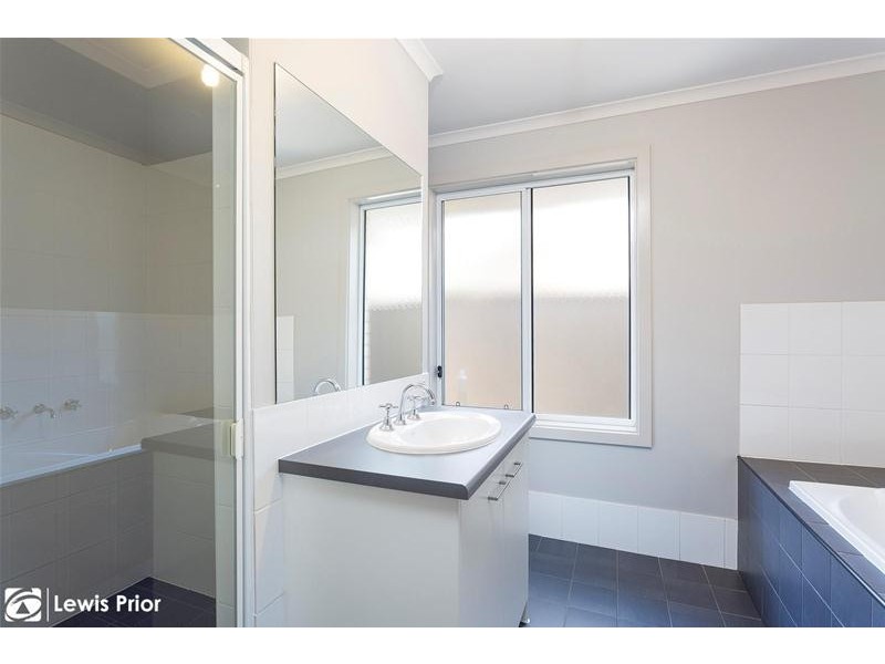 20A Scott Avenue, Clovelly Park SA 5042