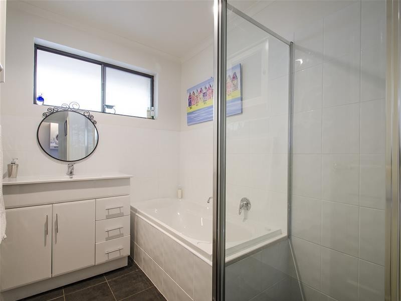 17 Fairhill Street, Hallett Cove SA 5158