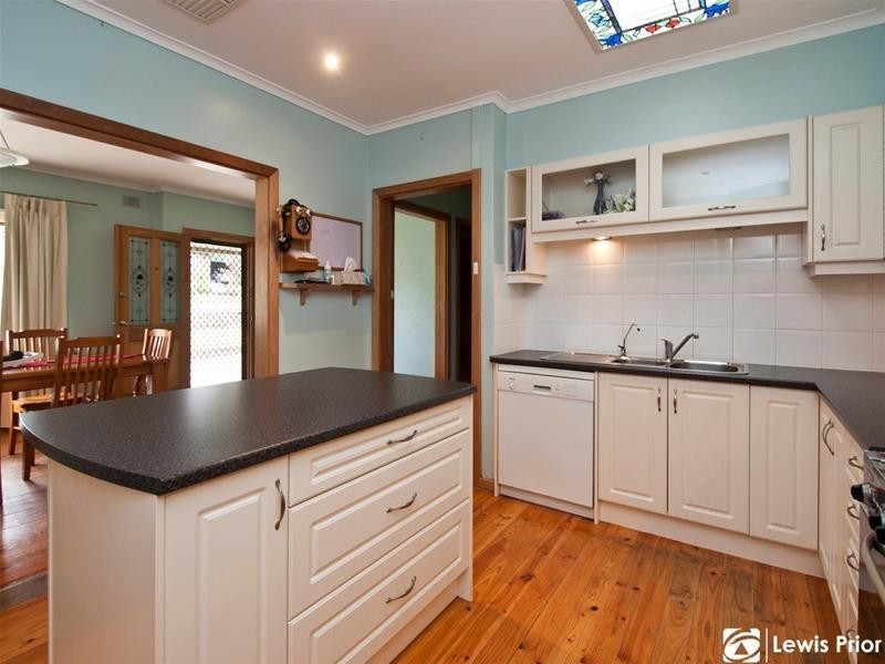 7 Borraga Street, O’sullivan Beach SA 5166