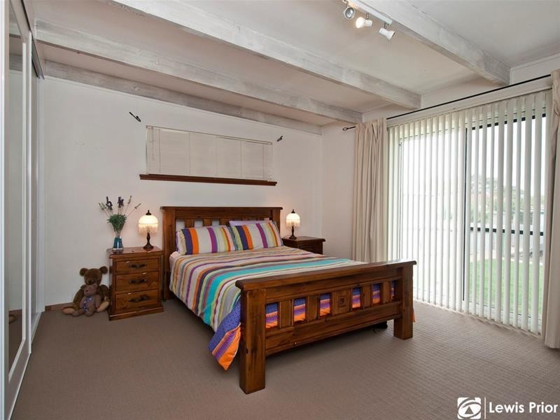 7 Borraga Street, O’sullivan Beach SA 5166