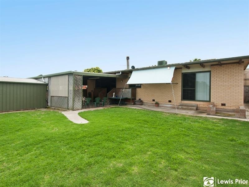 7 Borraga Street, O’sullivan Beach SA 5166