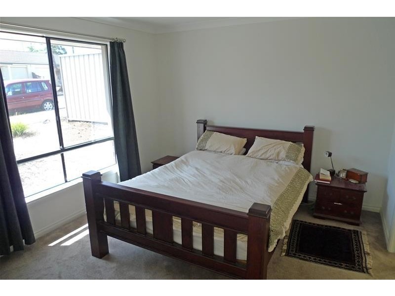 2B Dalkeith Avenue, Dover Gardens SA 5048