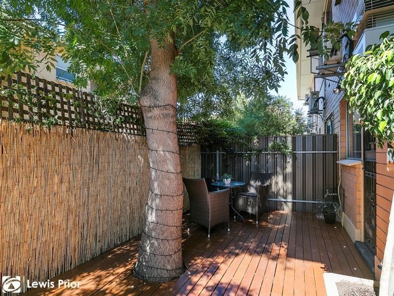 3/1b Hartland Avenue, Black Forest SA 5035