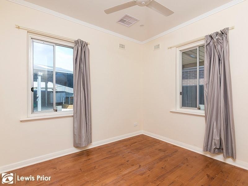 35 Pine Avenue, Glenelg North SA 5045